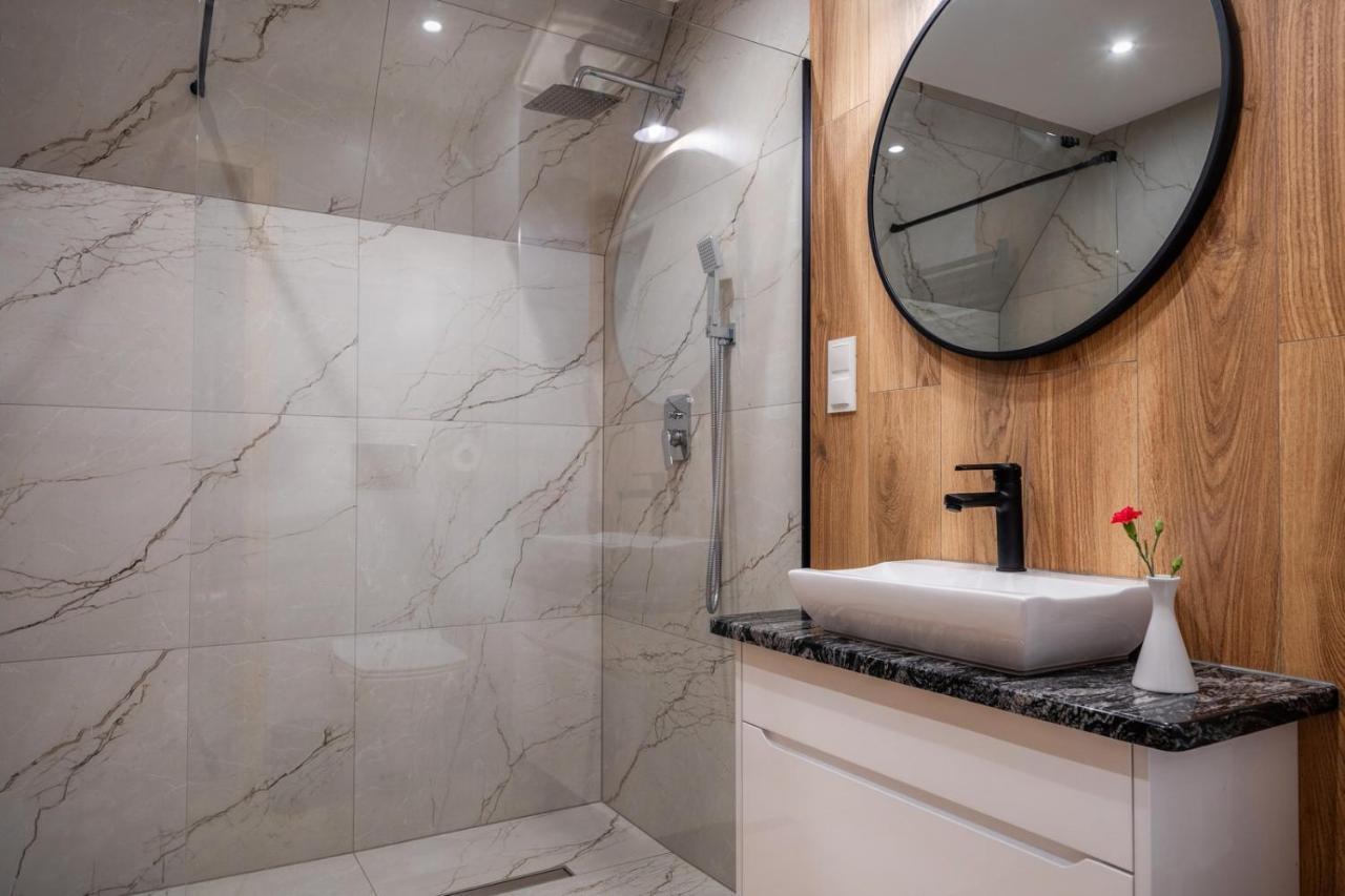 Aparthotel Rabian-Ski Zewnetrzny Basen Oraz Jacuzzi Z Podgrzewana Woda Sala Zabaw I Dmuchaniec Białka Esterno foto