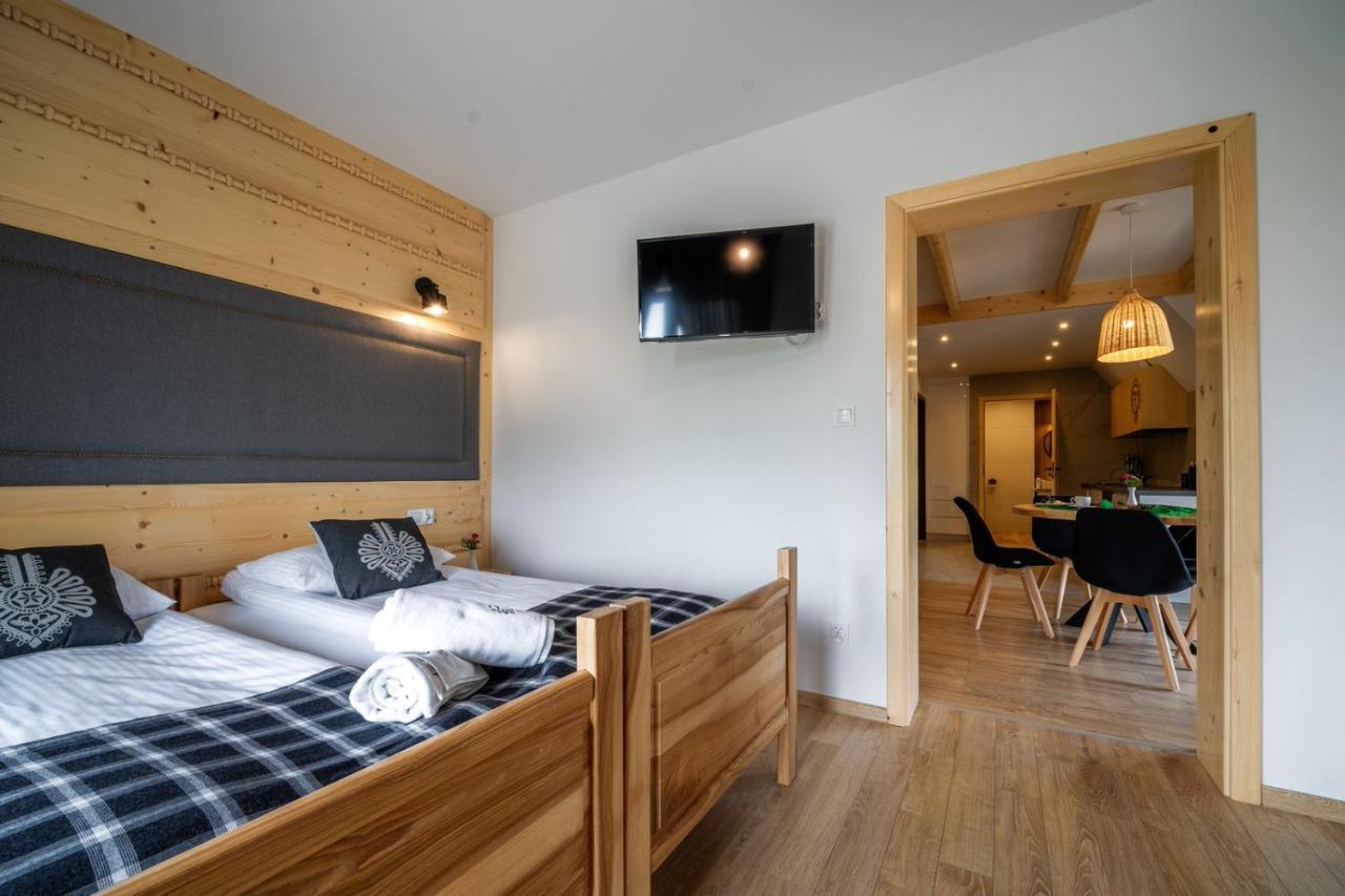Aparthotel Rabian-Ski Zewnetrzny Basen Oraz Jacuzzi Z Podgrzewana Woda Sala Zabaw I Dmuchaniec Białka Esterno foto