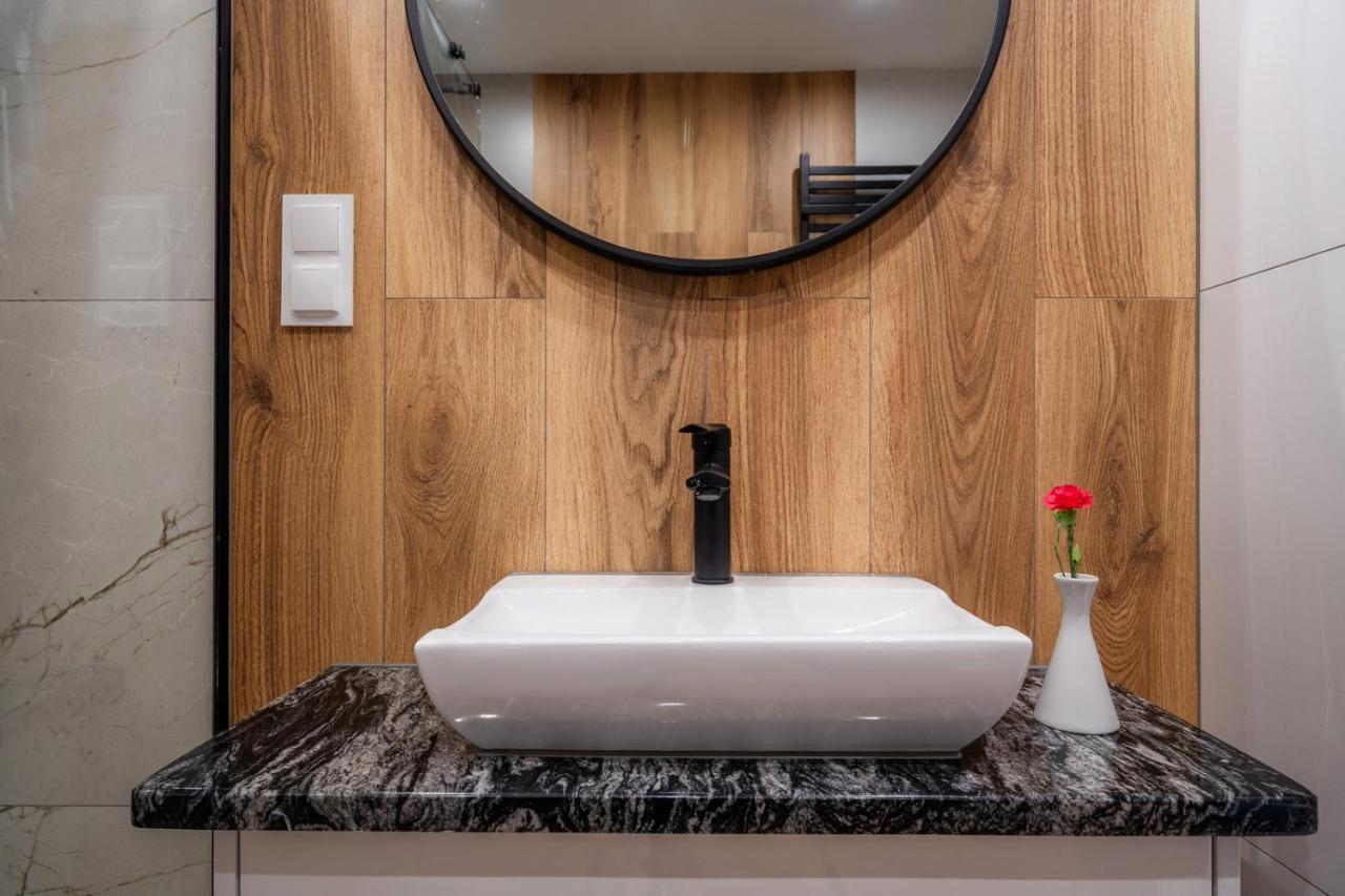 Aparthotel Rabian-Ski Zewnetrzny Basen Oraz Jacuzzi Z Podgrzewana Woda Sala Zabaw I Dmuchaniec Białka Esterno foto