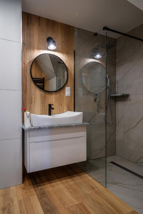 Aparthotel Rabian-Ski Zewnetrzny Basen Oraz Jacuzzi Z Podgrzewana Woda Sala Zabaw I Dmuchaniec Białka Esterno foto