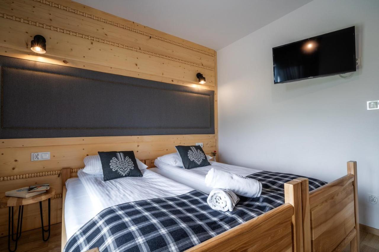 Aparthotel Rabian-Ski Zewnetrzny Basen Oraz Jacuzzi Z Podgrzewana Woda Sala Zabaw I Dmuchaniec Białka Esterno foto